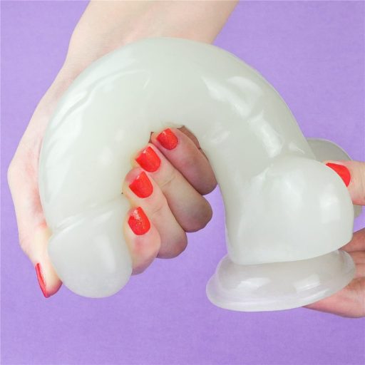 Lovetoy 8,5 inch Lumino Play Dildo - Letapasztható vízálló sötétben világító élethű dildó herékkel - 21,5 cm (Áttetsző)